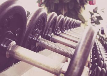 Maximera dina biceps med effektiva övningar för träningsvärk